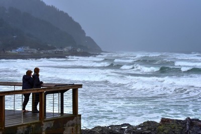 ocean-waves-storm